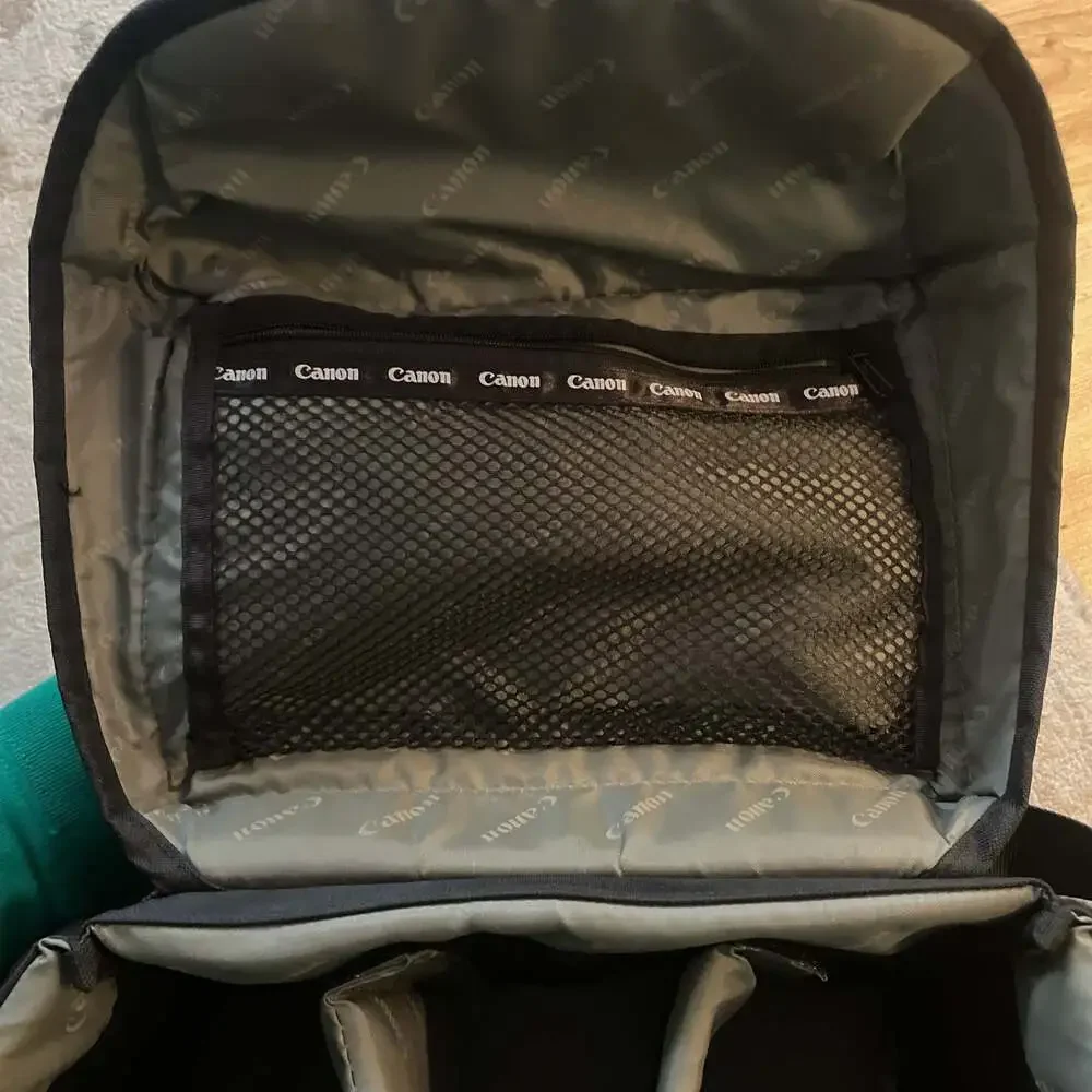 Canon 200DG Black Digital SLR Large Camera and Lens Case Gadget Bag
